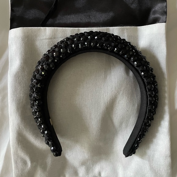 Mary Jane Claverol padded crystal headband. New. - Picture 4 of 6